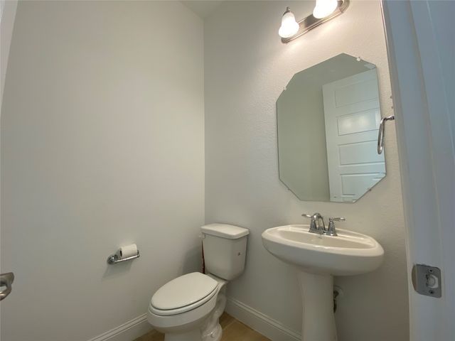 318 Julia Lane, Euless, TX 76040