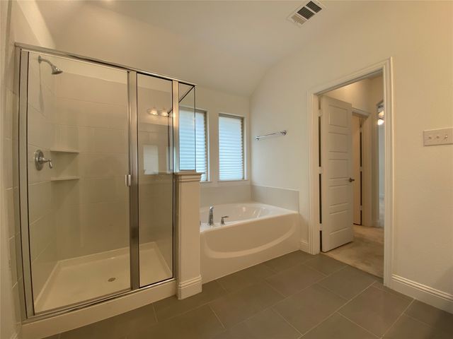 318 Julia Lane, Euless, TX 76040