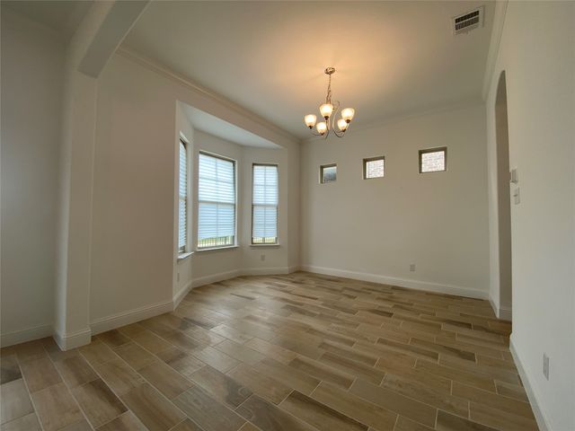 318 Julia Lane, Euless, TX 76040