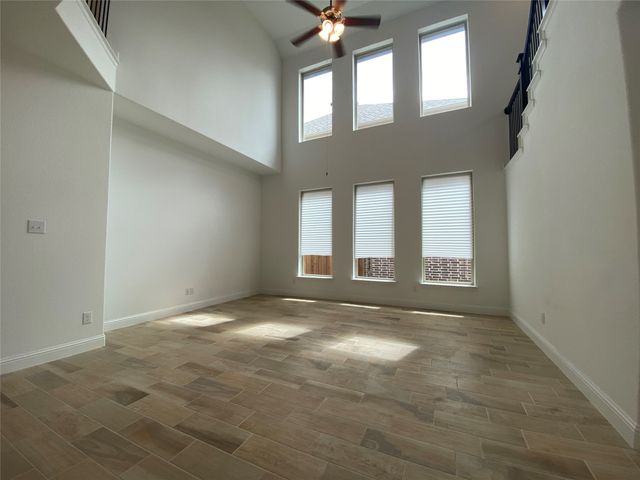 318 Julia Lane, Euless, TX 76040