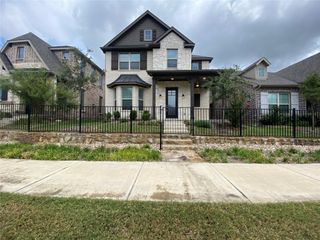 318 Julia Lane, Euless, TX 76040