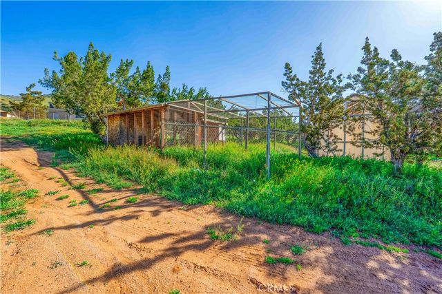 34754 Ellenan, Acton, CA 93510