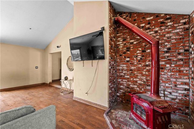 34754 Ellenan, Acton, CA 93510