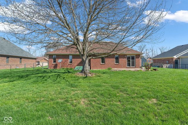 1603 Woodside Drive, Danville, IN 46122