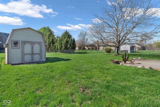 1603 Woodside Drive, Danville, IN 46122