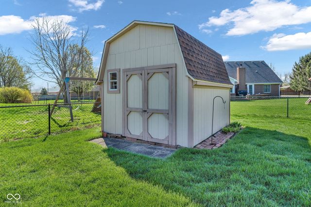 1603 Woodside Drive, Danville, IN 46122