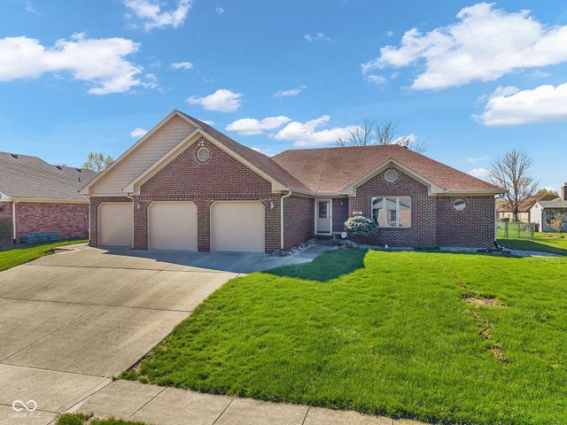 1603 Woodside Drive, Danville, IN 46122