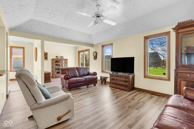 1603 Woodside Drive, Danville, IN 46122