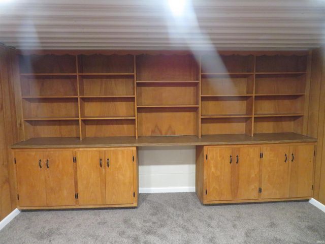 1937 S Walnut Lane, Evansville, IN 47714