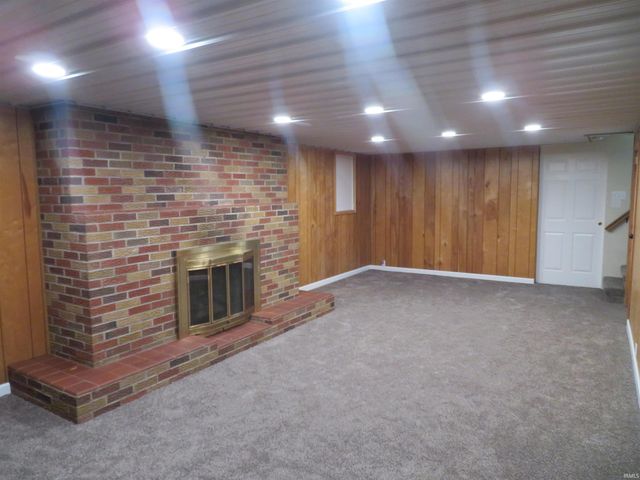 1937 S Walnut Lane, Evansville, IN 47714