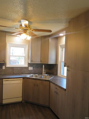 1937 S Walnut Lane, Evansville, IN 47714