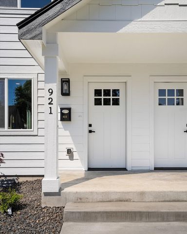 923 E Everett Ave, Spokane, WA 99212