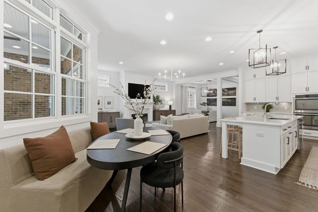 842 Woodmont Blvd, Nashville, TN 37204