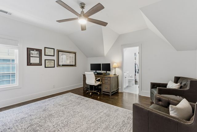 842 Woodmont Blvd, Nashville, TN 37204