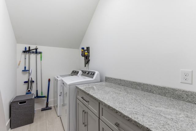 842 Woodmont Blvd, Nashville, TN 37204