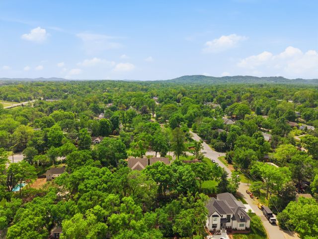 842 Woodmont Blvd, Nashville, TN 37204