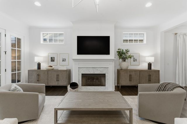 842 Woodmont Blvd, Nashville, TN 37204