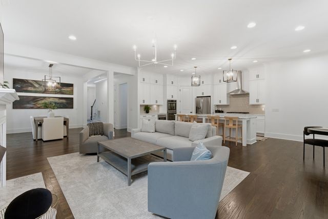 842 Woodmont Blvd, Nashville, TN 37204