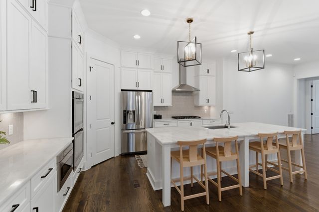 842 Woodmont Blvd, Nashville, TN 37204