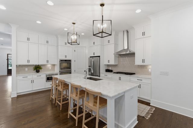 842 Woodmont Blvd, Nashville, TN 37204