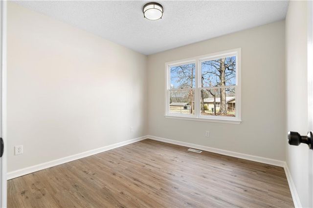 323 Lumpkin Street, Winder, GA 30680