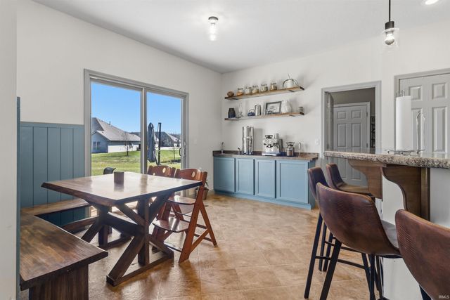 715 Silverman Boulevard, Upland, IN 46989