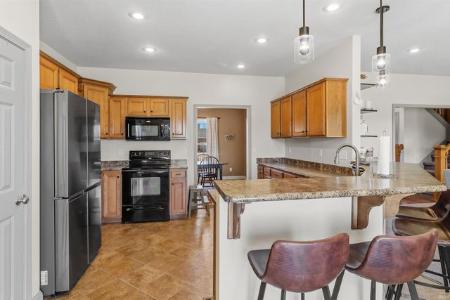 715 Silverman Boulevard, Upland, IN 46989