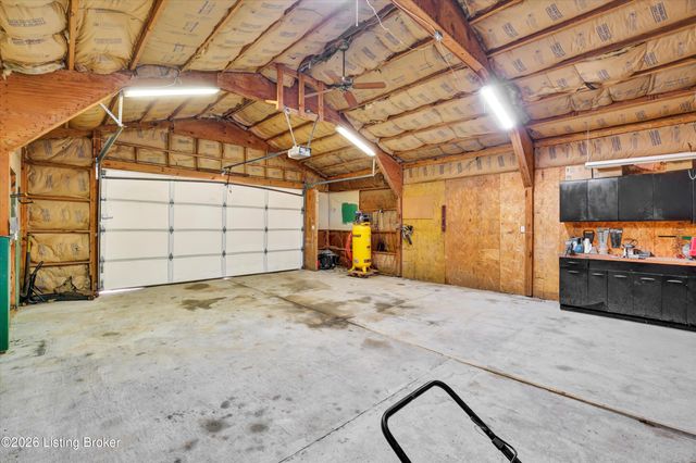 1006 Palatka Rd, Louisville, KY 40214