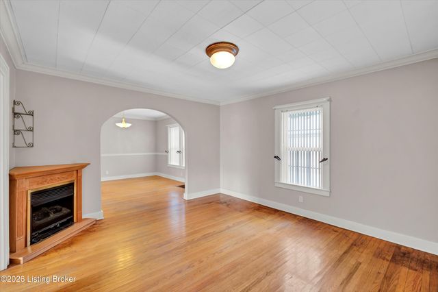 1006 Palatka Rd, Louisville, KY 40214