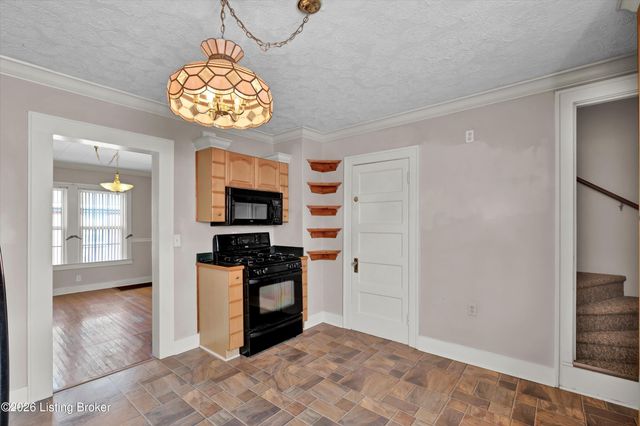 1006 Palatka Rd, Louisville, KY 40214
