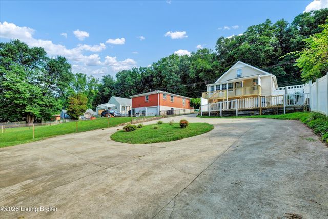 1006 Palatka Rd, Louisville, KY 40214