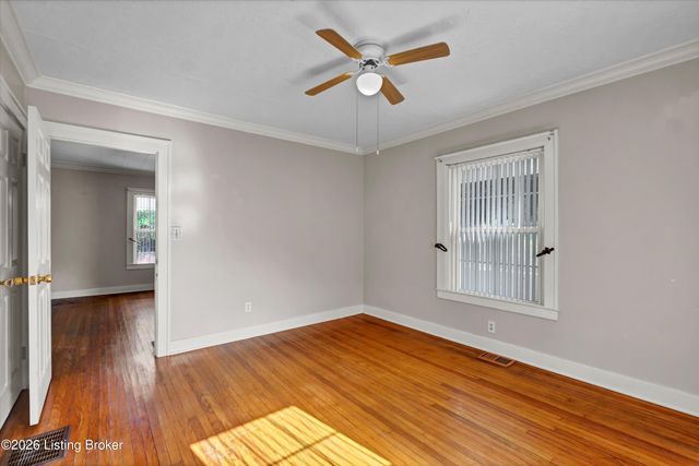1006 Palatka Rd, Louisville, KY 40214