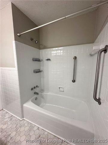 2013 Mango Circle, Fayetteville, NC 28304