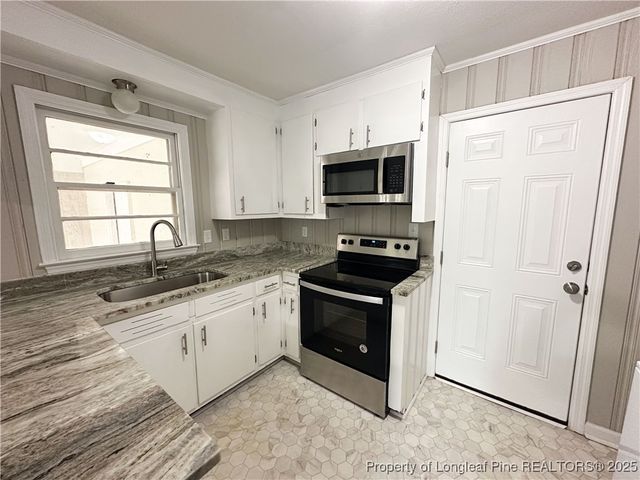 2013 Mango Circle, Fayetteville, NC 28304