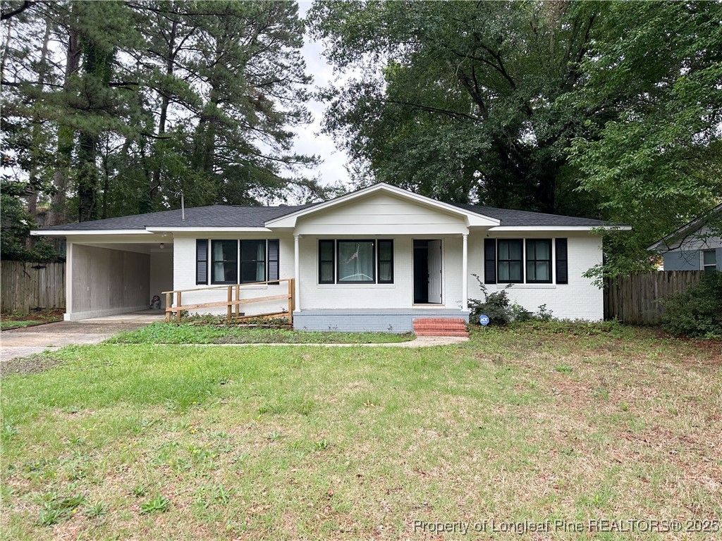 2013 Mango Circle, Fayetteville, NC 28304