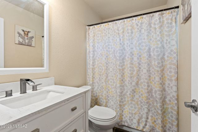 2560 W Camino Del Venegas, Tucson, AZ 85742