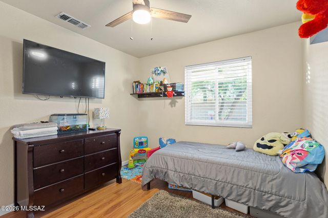 2560 W Camino Del Venegas, Tucson, AZ 85742