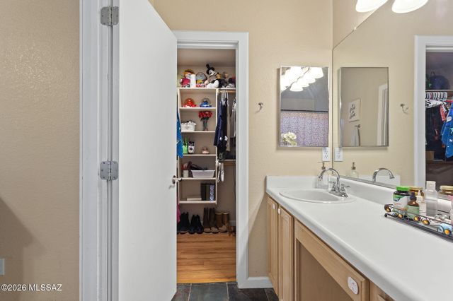 2560 W Camino Del Venegas, Tucson, AZ 85742