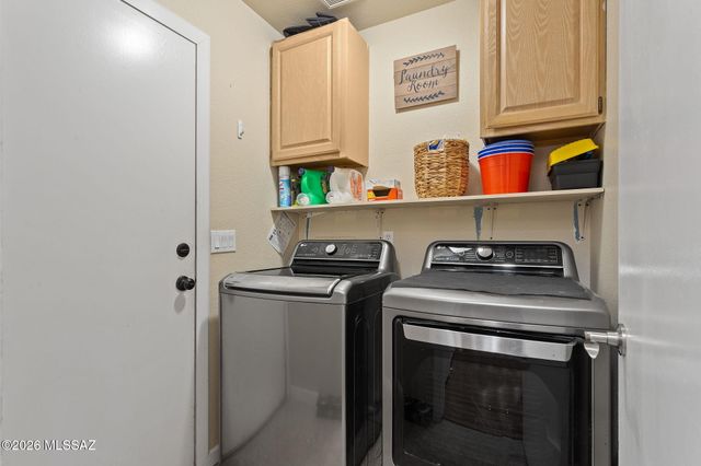 2560 W Camino Del Venegas, Tucson, AZ 85742