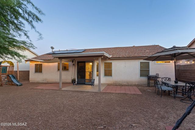 2560 W Camino Del Venegas, Tucson, AZ 85742