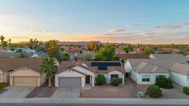 2560 W Camino Del Venegas, Tucson, AZ 85742