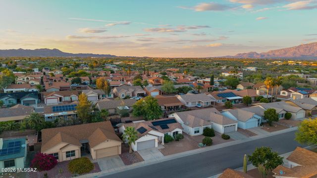 2560 W Camino Del Venegas, Tucson, AZ 85742