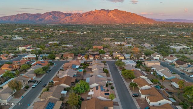 2560 W Camino Del Venegas, Tucson, AZ 85742
