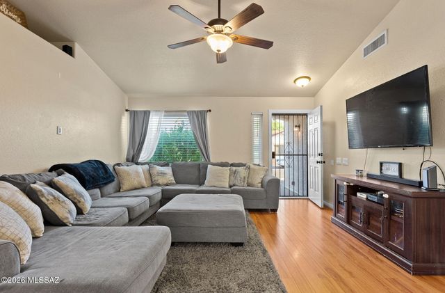 2560 W Camino Del Venegas, Tucson, AZ 85742