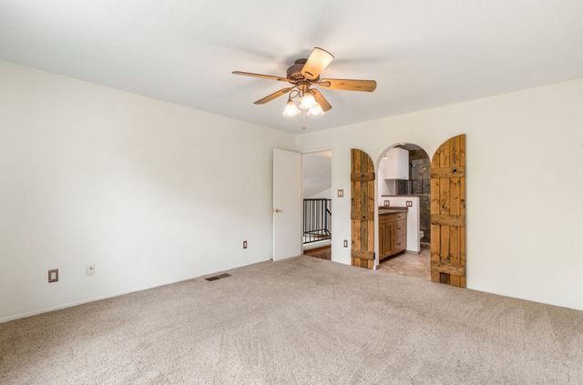 1933 Calle Miquela, Santa Fe, NM 87505