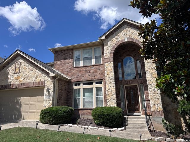 8707 ROSWELL RDG, Helotes, TX 78023