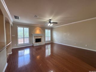 8707 ROSWELL RDG, Helotes, TX 78023
