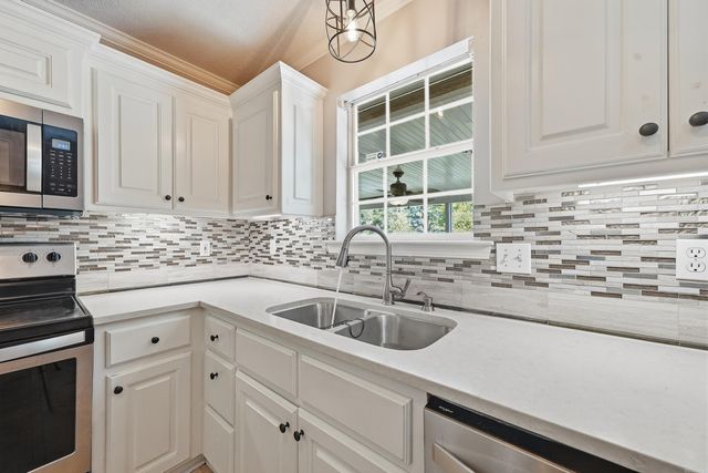 11 Alfred Cove, Conway, AR 72034