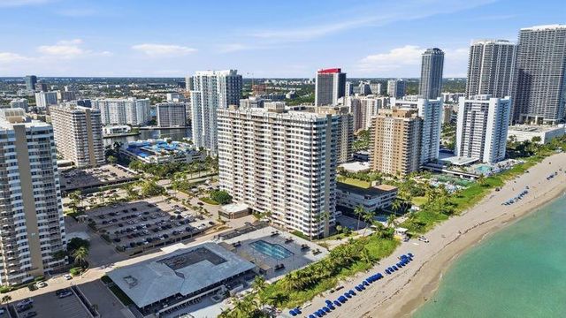 1950 S Ocean Dr 2M, Hallandale Beach, FL 33009