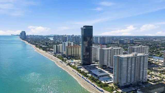 1950 S Ocean Dr 2M, Hallandale Beach, FL 33009